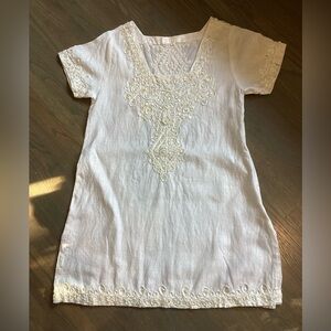 White Tara White Rayon Tunic Top